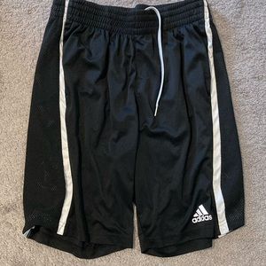 EXCELLENT used condition mens size XL Adidas shorts
